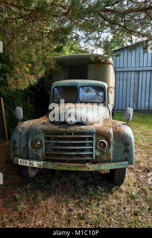 Una vecchia Citroen vintage carrello in Francia Foto Stock