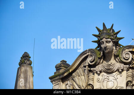 Dettagli architettonici di case a sale piazza mercato, Wroclaw old town. Foto Stock