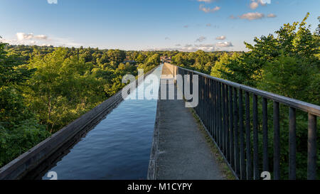 Vista sull'Acquedotto Pontcysyllte vicino Trefor a Wrexham, Wales, Regno Unito Foto Stock