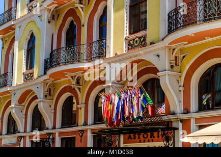 Art nouveau facciata dell'Hotel Astoria di Oradea, Romania. Giugno 2017. Foto Stock