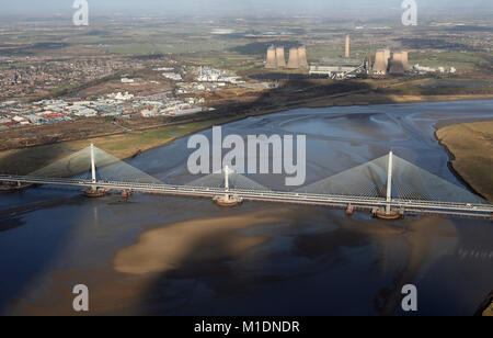 Vista aerea del nuovo Runcorn Mersey ponte Gateway, Chehsire, REGNO UNITO Foto Stock