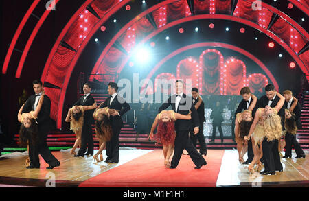 TheCast a Strictly Come Dancing Live Tour Photocall, Arena Birmingham, Birmingham. Foto Stock