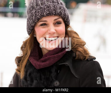 Stoccolma, Svezia. 30 gennaio, 2018. Il principe William e Catherine Duchessa di Cambridge visitando una pista di pattinaggio su ghiaccio a Stoccolma per imparare circa bandy. Per Grunditz/Alamy Live News Foto Stock