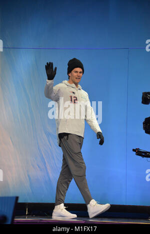 St Paul, Minnesota, Stati Uniti d'America. 29 gen, 2018. -Tom Brady dei New England Patriots rilascia un intervista al funzionario Superbowl Lll conferenza stampa presso l'Xcel Arena. Il New England Patriots e Philadelphia Eagles e i loro allenatori ha parlato per oltre 3 mila addetti media provenienti da tutto il mondo all'Xcel Arena. Credito: csm/Alamy Live News Foto Stock