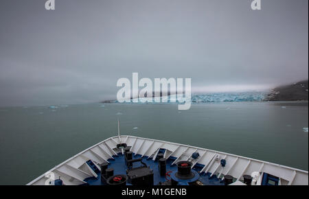 Imponente ghiacciaio Monaco nell arcipelago delle Svalbard in Norvegia Foto Stock