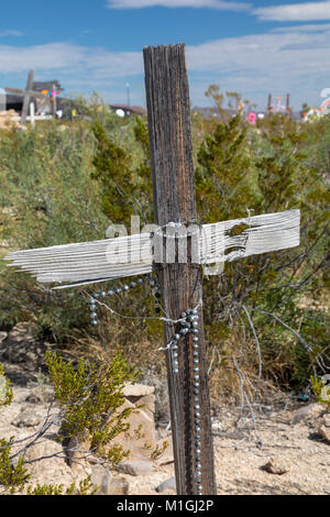 Terlingua, Texas - Il cimitero Terlingua, nata agli inizi del Novecento, è il luogo del riposo finale per il mercurio minatori, gunfight vittime e a quelle Foto Stock