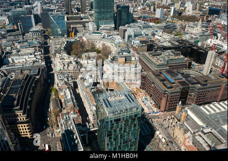 Bird in vista della Città del distretto di Londra, Regno Unito Foto Stock