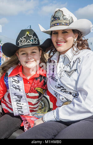 Miami Florida,Homestead,Rodeo Parade,partecipante,tradizione della comunità,principessa,bellezza,concorrente,modello di ruolo,teen teen teen adolager girl ragazze,yo Foto Stock