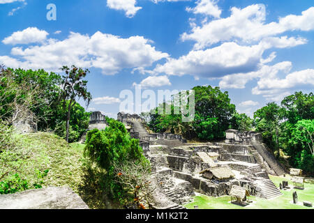 Grand Plaza in Tikal - Guatemala Foto Stock