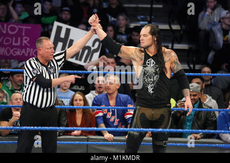 Philadelphia, PA, Stati Uniti d'America. 30 gen, 2018. Perfect 10 contro il Barone Corbin corrispondono alla Wells Fargo Center di Philadelphia, Pa su gennaio 30, 2018 Credit: Star Shooter/media/punzone Alamy Live News Foto Stock