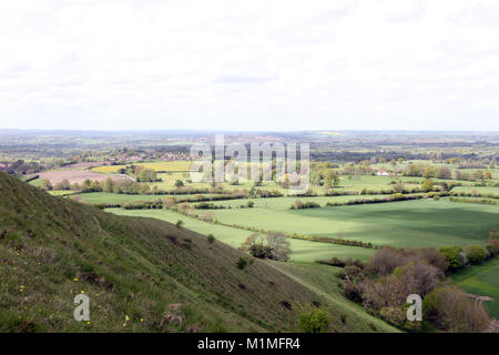 Vista verso la città di Frome da Cley Hill nelle vicinanze Longleat nel Wiltshire. Regno Unito Foto Stock