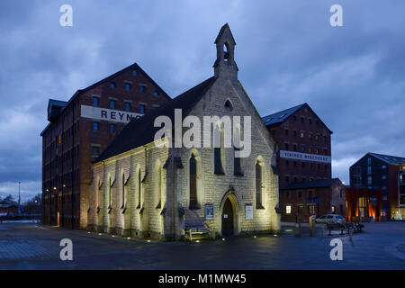 I marinai chiesa nella storica area dei Docks di Gloucester City Centre Regno Unito Foto Stock