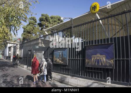 La figura mostra l'ambasciata tedesca a Teheran, Iran, 25.November 2017. | Utilizzo di tutto il mondo Foto Stock