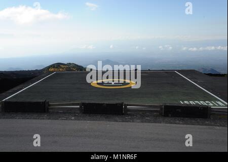 L'Italia, Sicilia Etna Vulcano, eliporto - Ottobre 2017 | Utilizzo di tutto il mondo Foto Stock