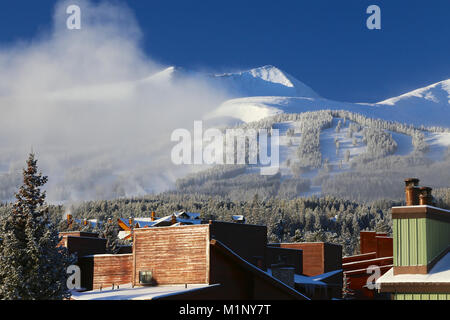 Breckenridge Colorado ski resort dopo un inverno tempesta di neve Foto Stock