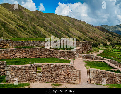 Puka Pukara rovine, regione di Cusco, Perù, Sud America Foto Stock