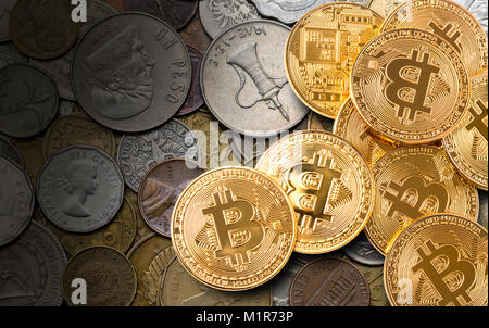 Bitcoins. Nuovo denaro virtuale. Foto Stock