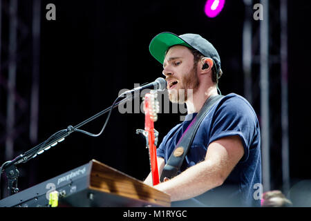 Il cantante irlandese, compositore e musicista folk James Vincent McMorrow esegue un concerto dal vivo presso la musica norvegese Cloud Nine Festival 2016 a Bergen. Norvegia, 20/08 2016. Foto Stock