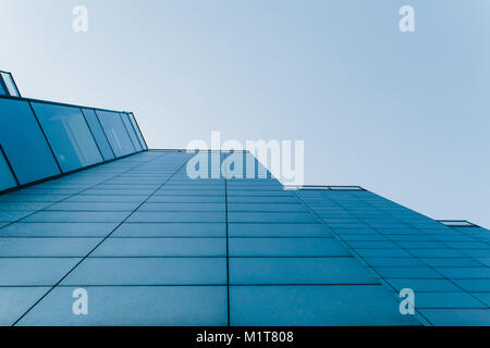 Dettagli architettonici del moderno edificio in vetro e acciaio Foto Stock