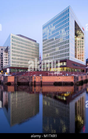 Edificio per uffici a Ericusspitze nella HafenCity Hamburg, sede del settimanale tedesco Der Spiegel Foto Stock