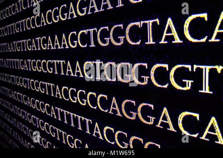 Il sequenziamento del genoma. Sullo sfondo il soggetto di sequenziamento di DNA, simboli di basi nucleotidiche sul buio. Foto Stock