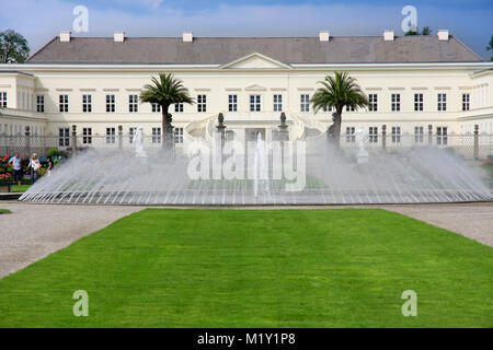 HANNOVER, Germania - 30 luglio: si tratta di classifica le pi importanti giardini in Europa. I grandi giardini in Herrenhausen Gardens di Hannover, tedesco il 30 luglio Foto Stock