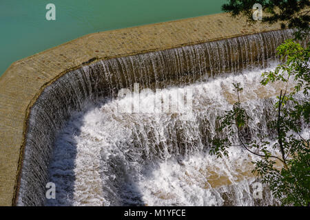 Dettaglio foto di Lechfall in una giornata di sole, Fussen, Germania Foto Stock