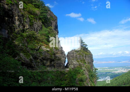 Una vista spettacolare di Dali come visto dal Monte Cangshan in Yunnan, Cina Foto Stock