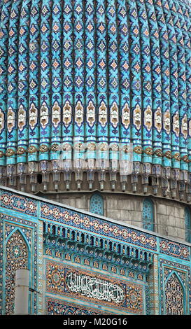 Frammento di mosaico sulla parete della moschea Foto Stock