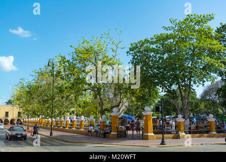 Valladolid, Yucatan, Messico, Parque Principal Francisco Cantón Rosado, il parco principale nel centro di Valladolid Foto Stock