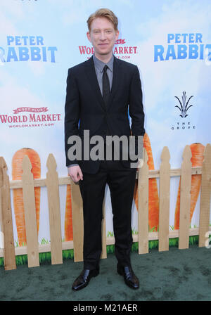 3 febbraio 2018 - Los Angeles, CA, Stati Uniti - 3 febbraio 2018 - Los Angeles, California - Domhnall Gleeson. "Peter Rabbit" Los Angeles Premiere tenutasi al Grove. Credito fotografico: Birdie Thompson/AdMedia Foto Stock