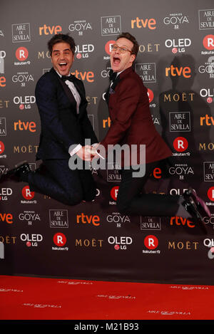 Gli attori Ernesto Sevilla e Joaquin Reyes a photocall durante l'annuale 32th Goya Film Awards a Madrid, sabato 3 febbraio, 2018. en la foto : saltando Credito: Gtres Información más Comuniación on line, S.L./Alamy Live News Foto Stock