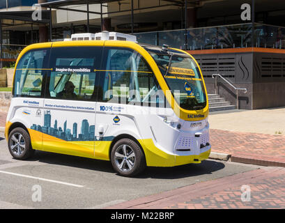 RAC Intellibus, un elettrico driverless di prova bus a Perth, Western Australia Foto Stock