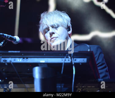 MIAMI, FL - aprile 01: John Taylor, Simon Le Bon, Dom Brown di musica del gruppo Duran Duran sono visti in esecuzione al Bayfront Park anfiteatro il 1 aprile 2016 a Miami in Florida. Persone: Nick Rhodes Foto Stock