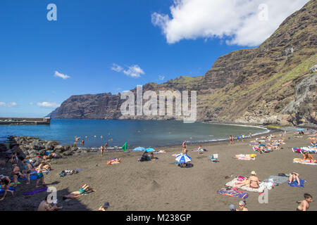 Playa de los guios spiaggia , Los Gigantes, Tenerife, Isole Canarie 2016 Foto Stock