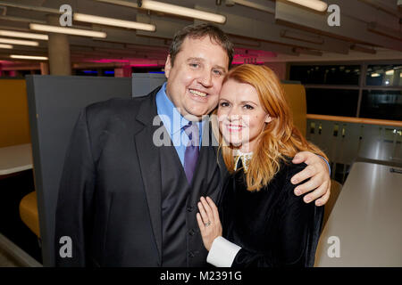 Apertura ufficiale della nuova Adelphi Theatre ay università di Salford Peter Kay Sian Gibson Foto Stock