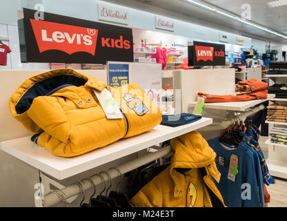 Levi's Kids gamma in grande department store. Foto Stock