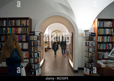 Bertrand bookstore di Lisbona, Portogallo Foto Stock