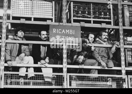 Gruppo Unione dei lavoratori in stabilimento di Arese di Alfa Romeo Auto fabbrica (Milano, Italia, Mars 1982) Foto Stock