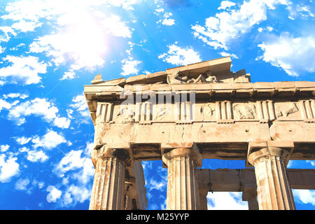 Frammento del tempio del Partenone tempio sull'Acropoli di Atene, Grecia Foto Stock