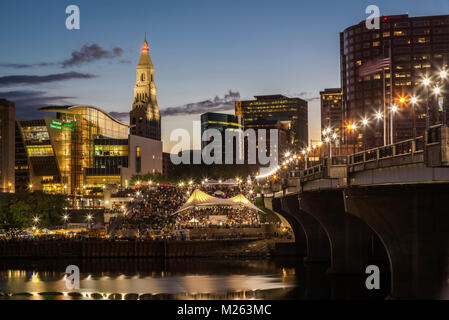 Il gusto dei Caraibi & Festival Jerk Mortensen Riverfront Plaza   Hartford, Connecticut, Stati Uniti d'America Foto Stock