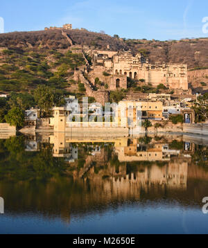 Nawal Sagar Lago, Garh Palace, Bundi, Rajasthan, Indiana Foto Stock