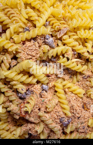 Convenience Food, tagliatelle istante, Pasta alla bolognese con carne Foto Stock