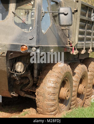 8 Marzo 2017 - Un 1968 ex militari esercito Alvis valorosa anfibio carrello di trasporto Foto Stock