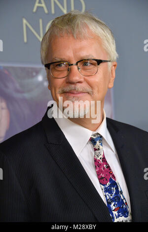 Los Angeles, California, USA. 5 febbraio, 2018. LOS ANGELES, CA. Febbraio 05, 2018: Tim Robbins al premiere per HBO "qui e ora" al Directors Guild of America Immagine: Sarah Stewart Credito: Sarah Stewart/Alamy Live News Foto Stock