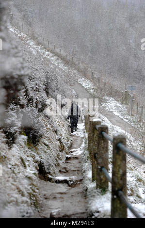 Affetside, Greater Manchester, Regno Unito. Il 6 febbraio, 2018. Scene invernale al serbatoio Wayoh, Edgworth, Bolton, Lancashire come una coltre di neve copre il suolo in quello che dovrebbe essere la settimana più fredda dell'anno. Foto di Paolo Heyes, martedì 06 febbraio 2018. Credito: Paolo Heyes/Alamy Live News Foto Stock