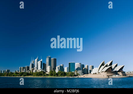 Australia. Sydney. Opera house e il centro città. Foto Stock