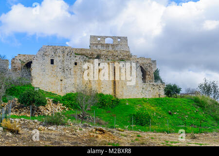 Resti della fortezza di Yehiam, da il crociato e periodo ottomano, nel western Galilea superiore, nel nord di Israele Foto Stock