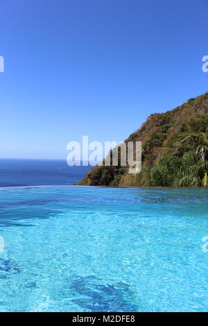 Saint Lucia il famoso montagne Piton. Foto Stock