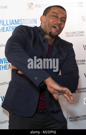 New York, Stati Uniti. 05 feb 2018. Joshua Boone assiste Williamstown Theatre a Gala Tao Centro di credito: Lev Radin/Pacific Press/Alamy Live News Foto Stock